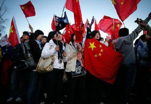 一键安装系统的软件游戏画面